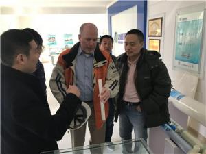中科院理化研究所李畢忠博士、西門子公司過程工業部水處理專家William  Cunningham先生、王克軍先生及安陽市開發區科技局領導一行到我公司參觀交流